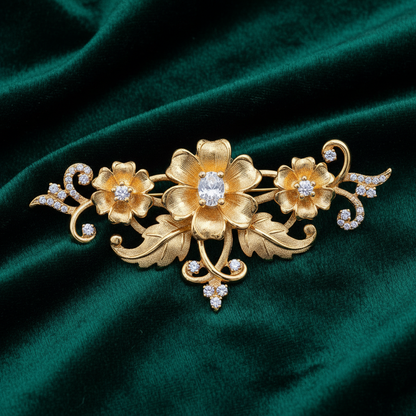 Brooch Regular Top