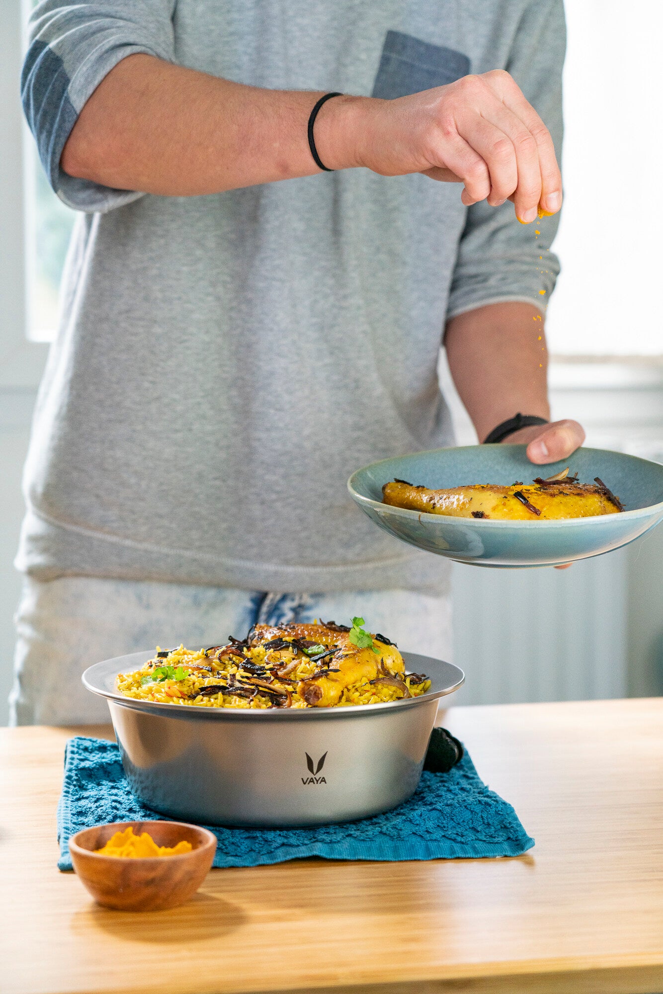 HauteCase - Stainless Steel Insulated Casserole With Lid | Hot Case Pot and Thermos Food Container | Hot Casserole Pot Pan with Lid 1.5L + Stack Lid